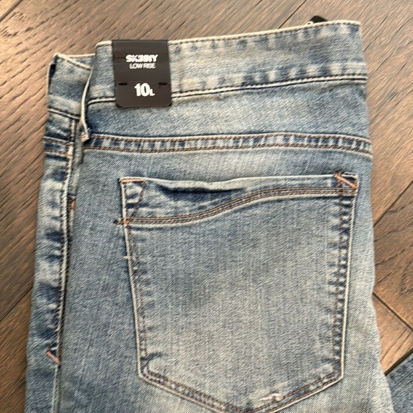 Express Stella Skinny Precision Fit Jean - Picture 2 of 6